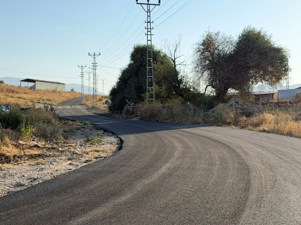 SOĞUCAK VE YEŞİLDERE MAHALLELERİNDE PARKE YOL ÇALIŞMASI
